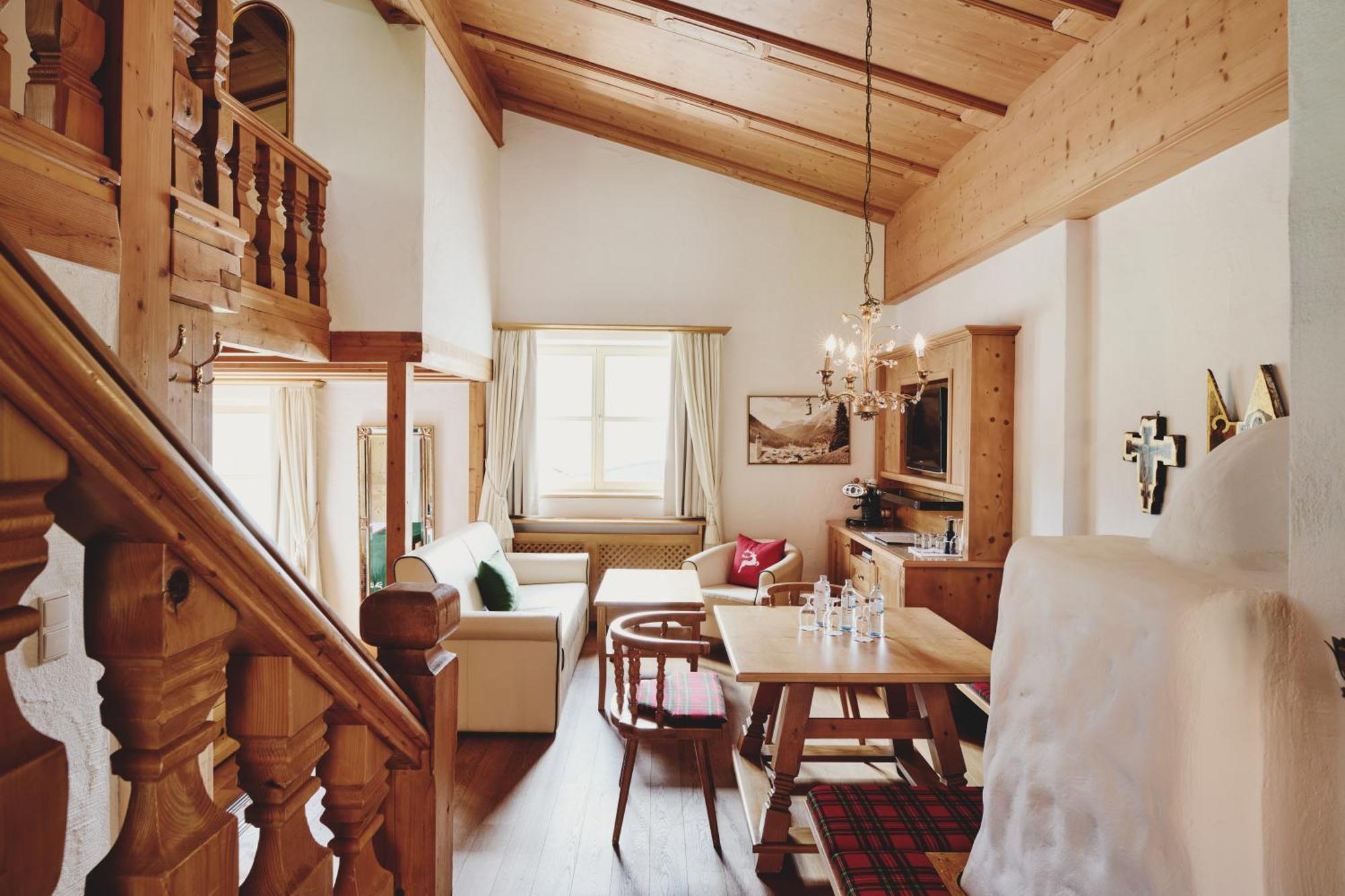 Burg Hotel Oberlech 外观 照片
