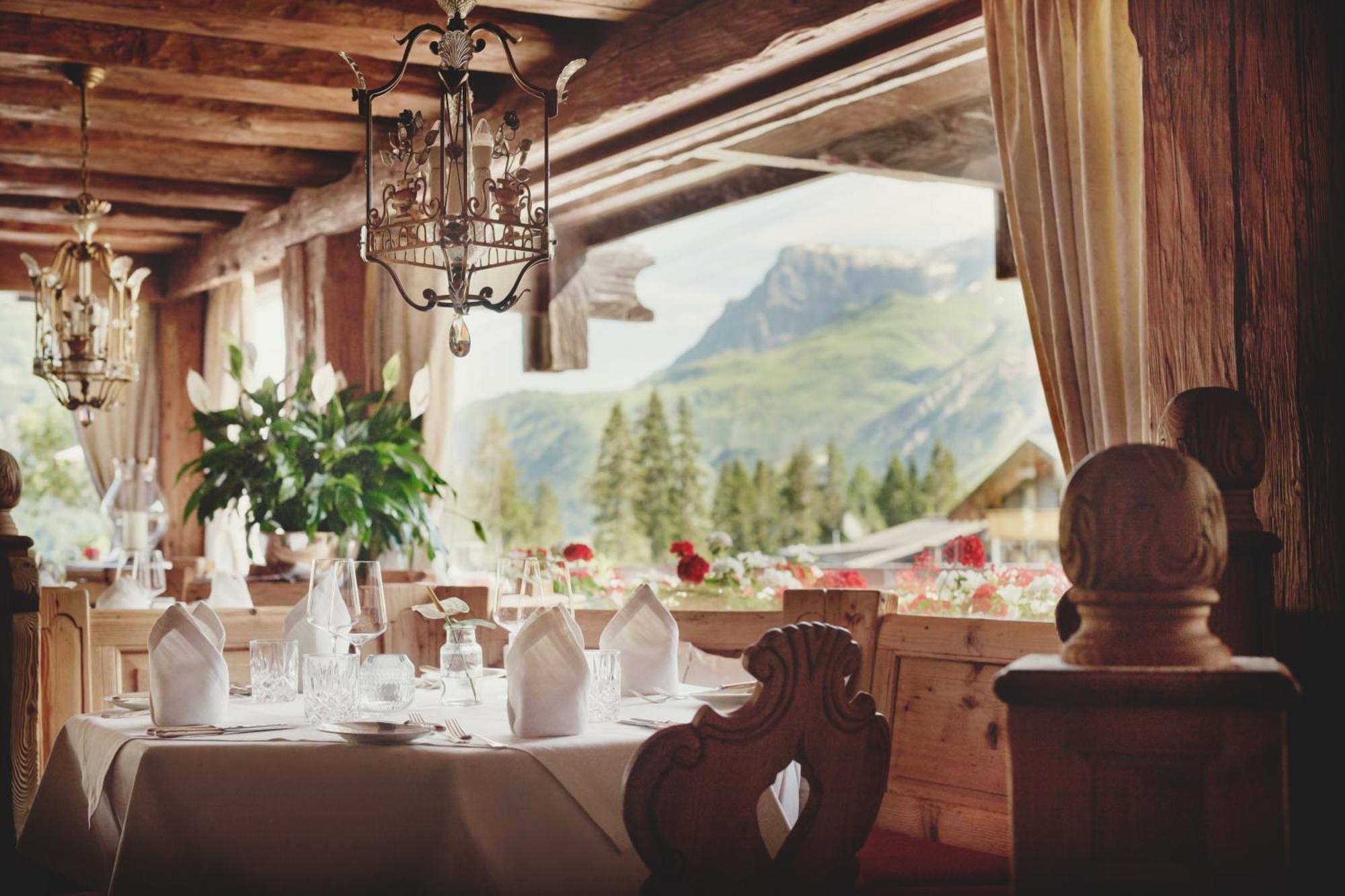 Burg Hotel Oberlech 外观 照片